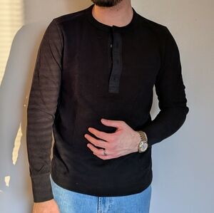 Banana Republic | Double-Knit Black Henley Shirt (S)